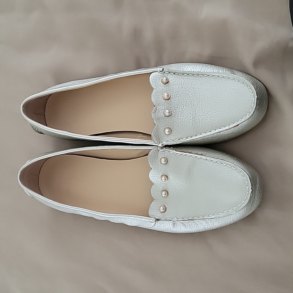 Crown & Ivy Leah loafers - size 8